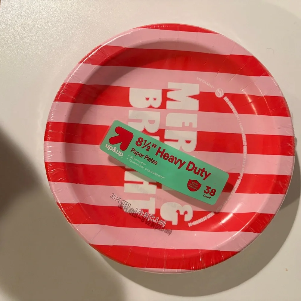 Up & Up Red White Striped Paper Plates 8.5” Heavy Duty 38 Count Party Pack